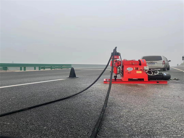 石河子马路路基路面开裂下沉注浆加固灌浆